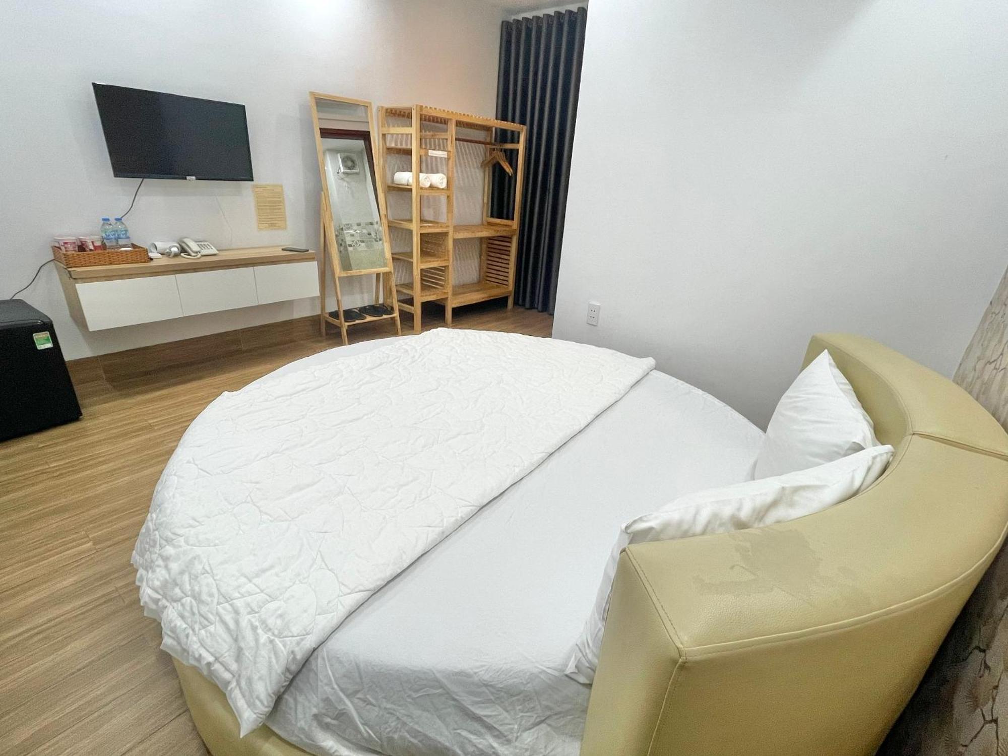 The Land Hotel & Apartment ブンタオ エクステリア 写真